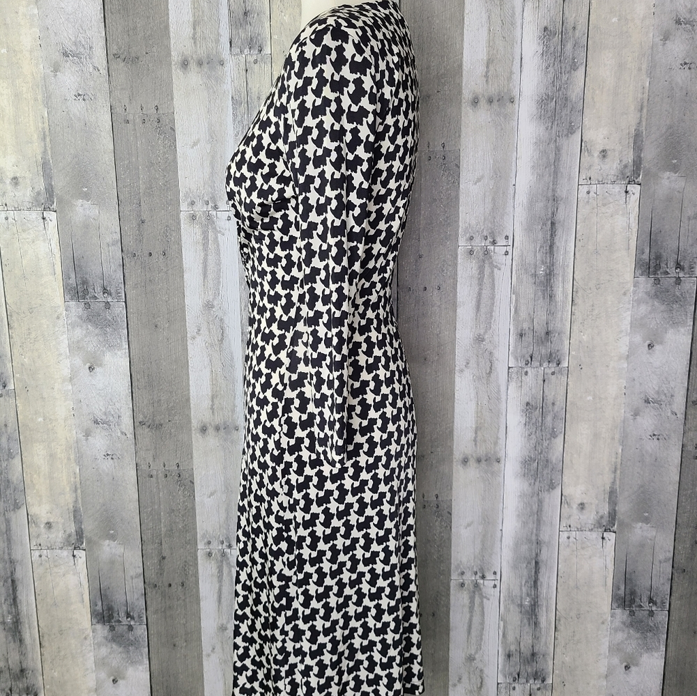 Rena Lange Long Sleeve Dog Print Faux Wrap… - Picture 2 of 6